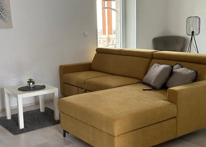 Apartment Peloza 1